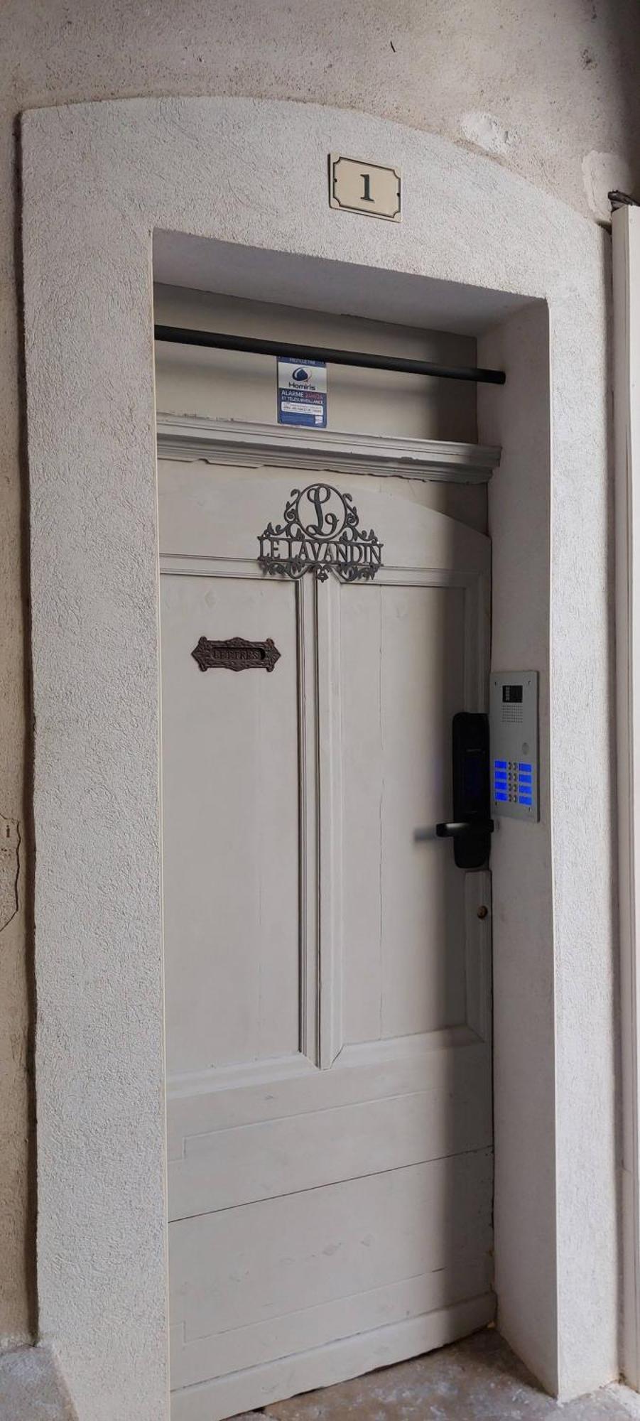 Charme De La Provence Classe 3 Etoiles Apartment Riez
